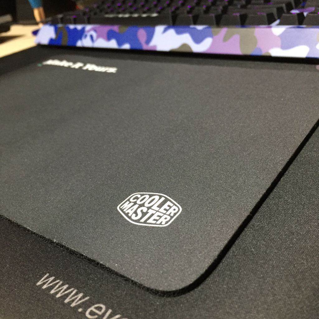 Coolermaster Make It Yours Cooler Master Mouse Pad Chocolate Device